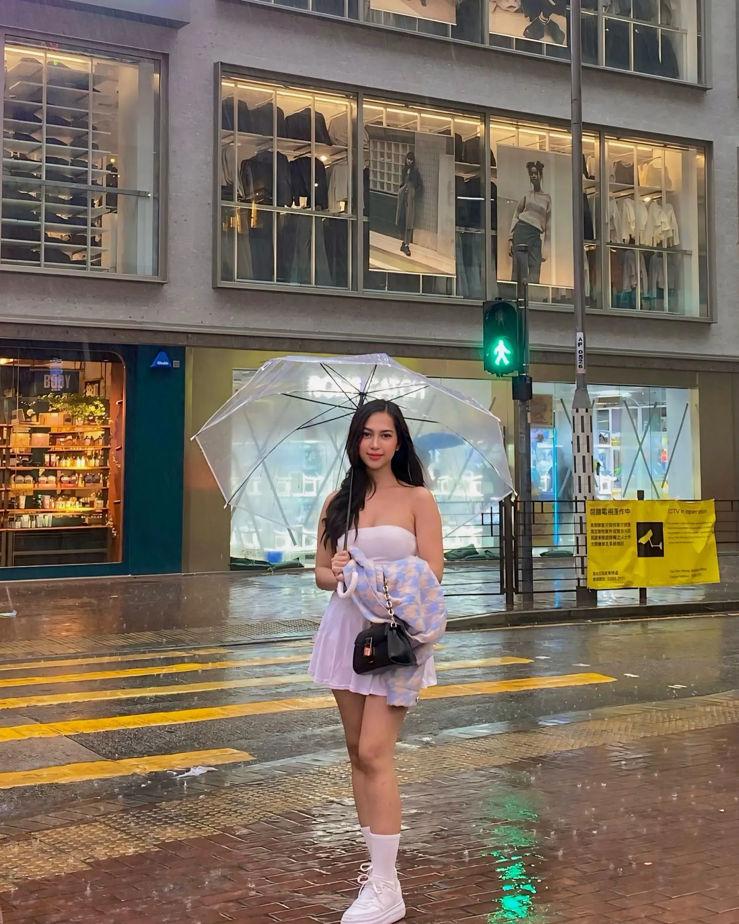 Alona Navarro - alona-navarro-hot-23.webp